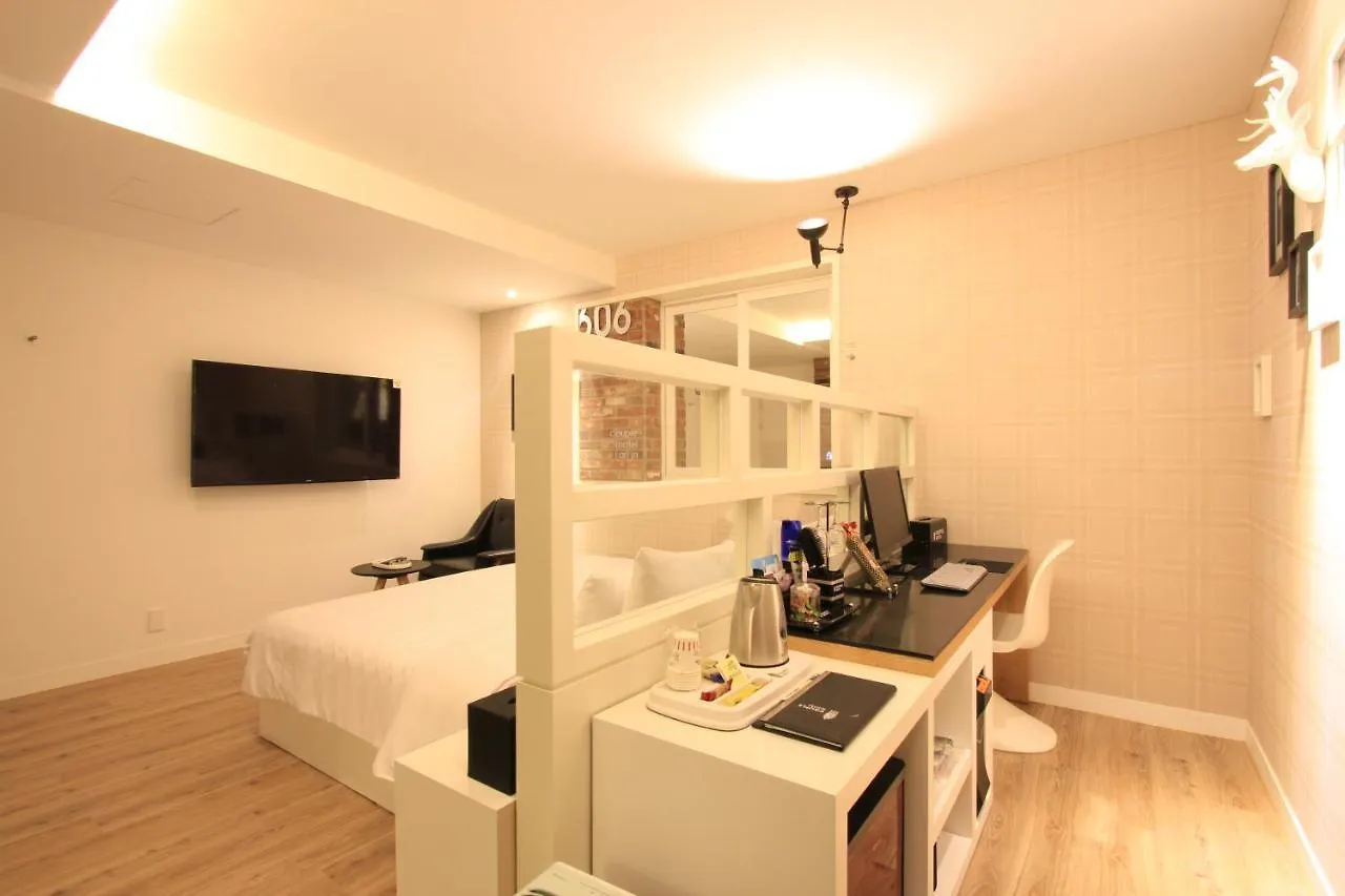 Motel Couple Ulsan